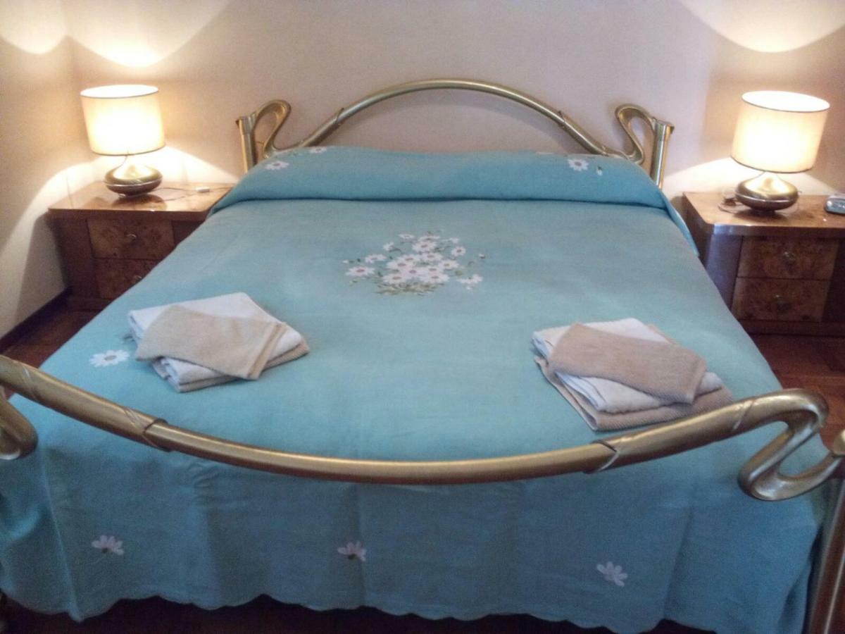 לינה וארוחת בוקר פיאצולה סול ברנטה Casa Emanuela מראה חיצוני תמונה